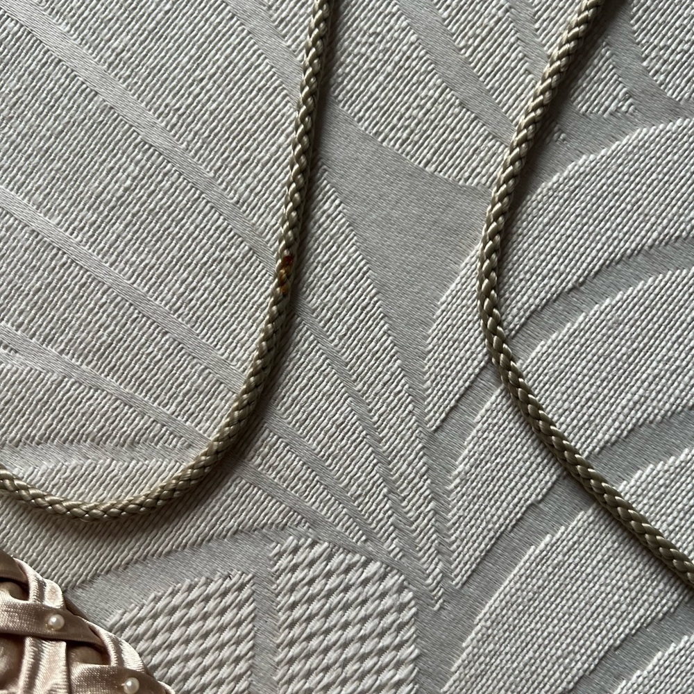 Elegant Woven Clutch in Champagne - Picture 2 of 7